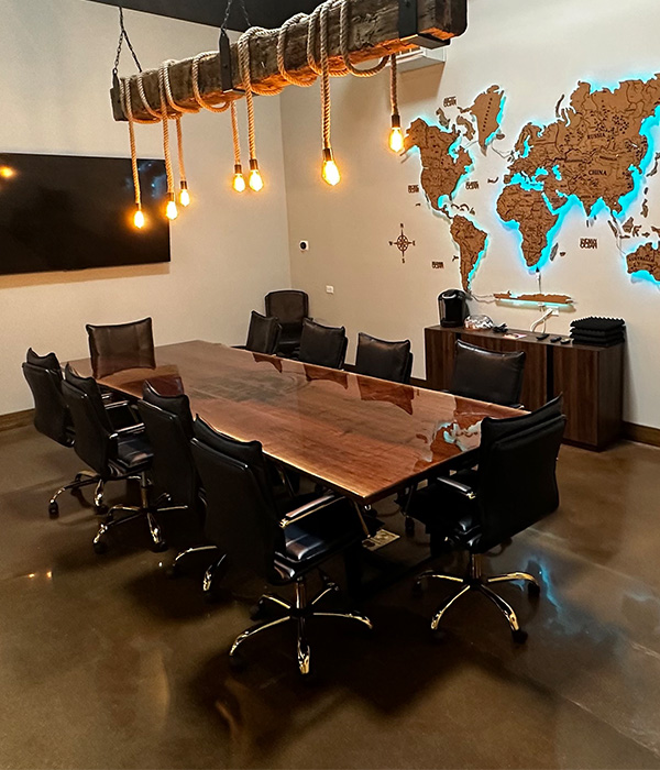 Access to various conference rooms, ranging from small to large, including a board room.